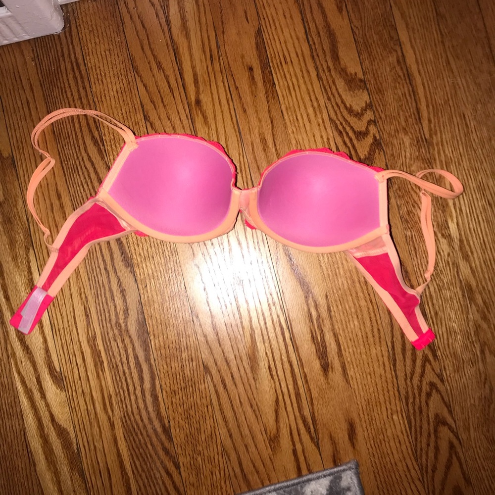 VICTORIA SECRET PUSH-UP BRA - Picture 2 of 3